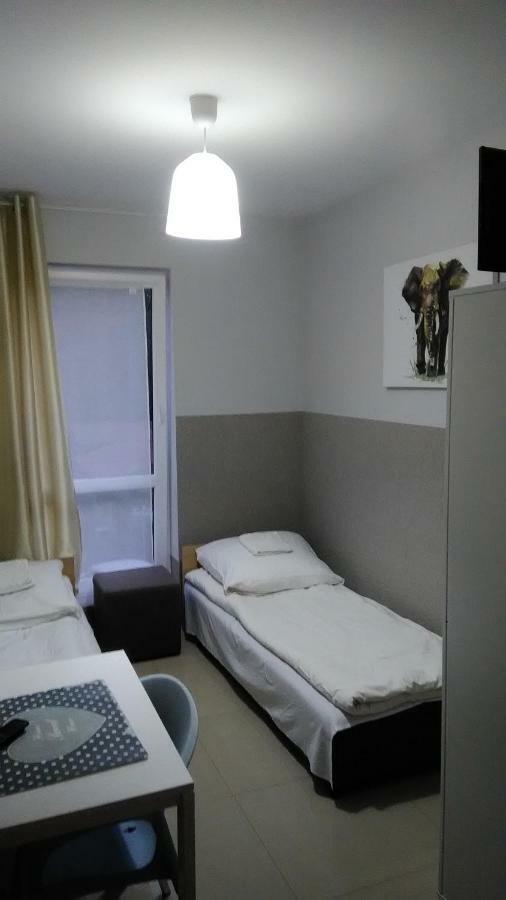 Pokoje Henryk Apartamento Korytow Exterior foto